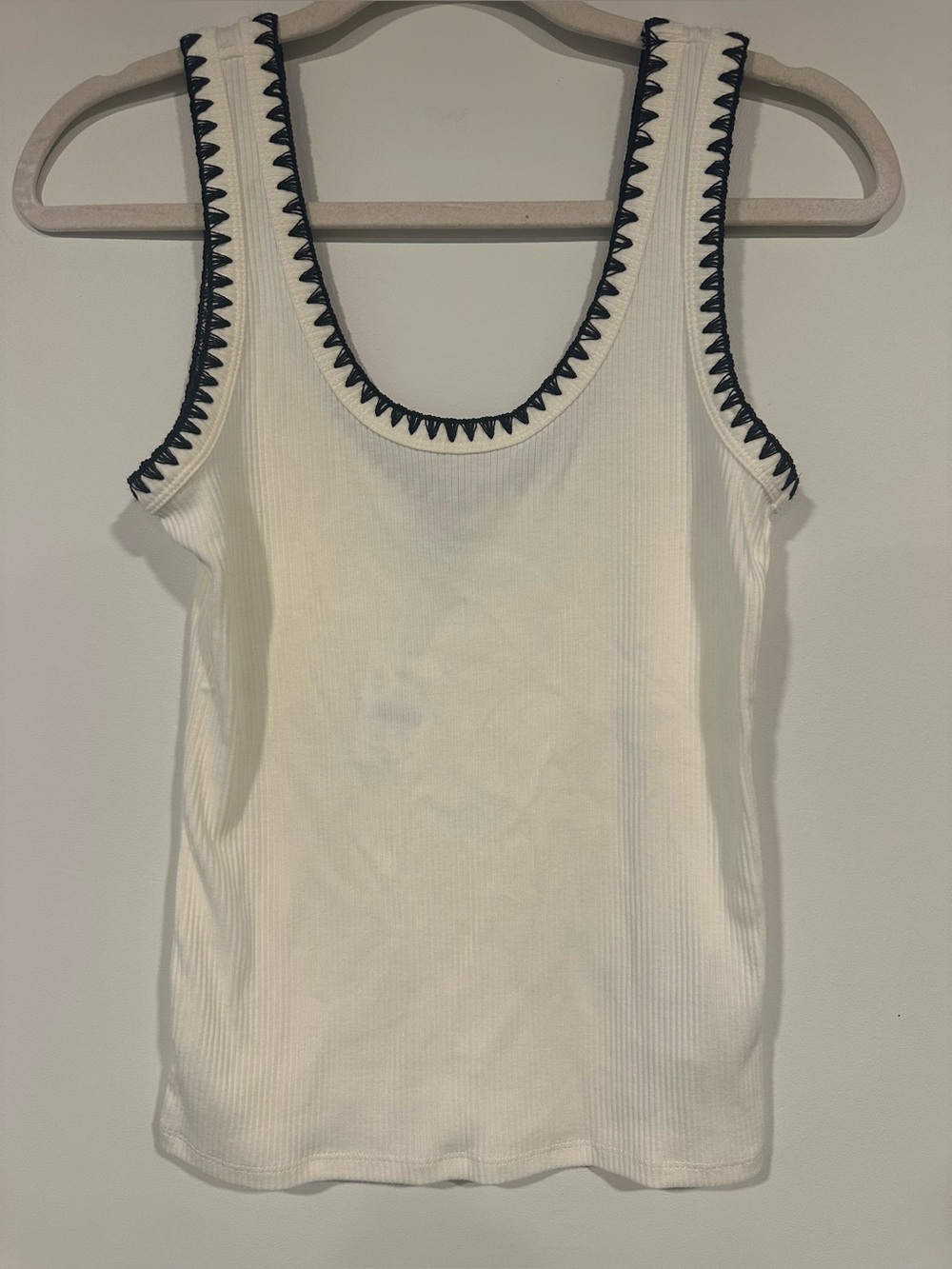 NWT J.Crew Factory Blanket-stitch tank top Ivory Black Stitch Size XS Boho
